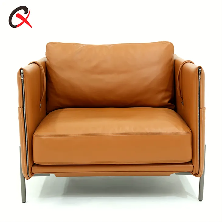 Upholstered Tawv Armchair
